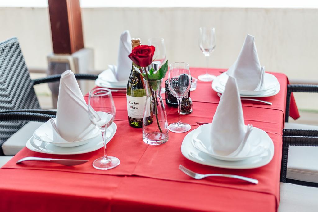 Hotel Azzurro Herceg Novi Bagian luar foto