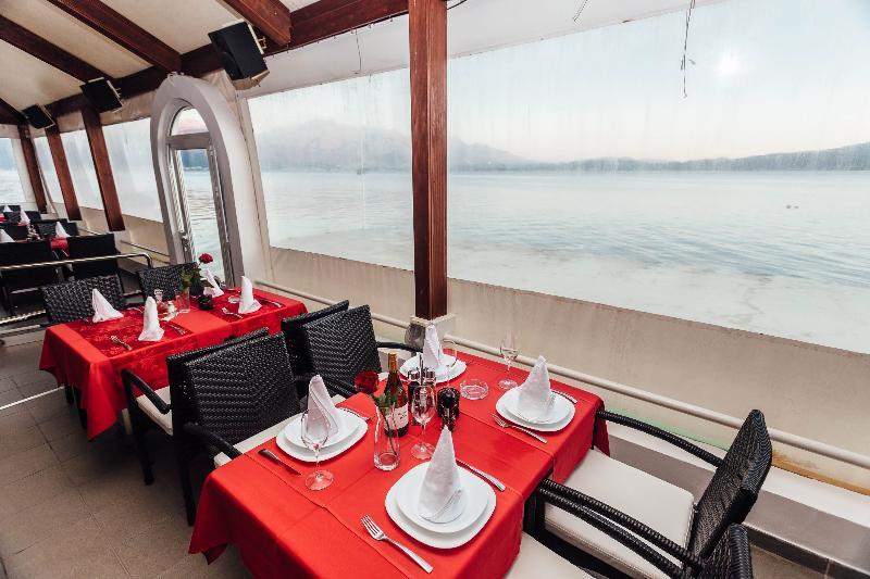 Hotel Azzurro Herceg Novi Bagian luar foto