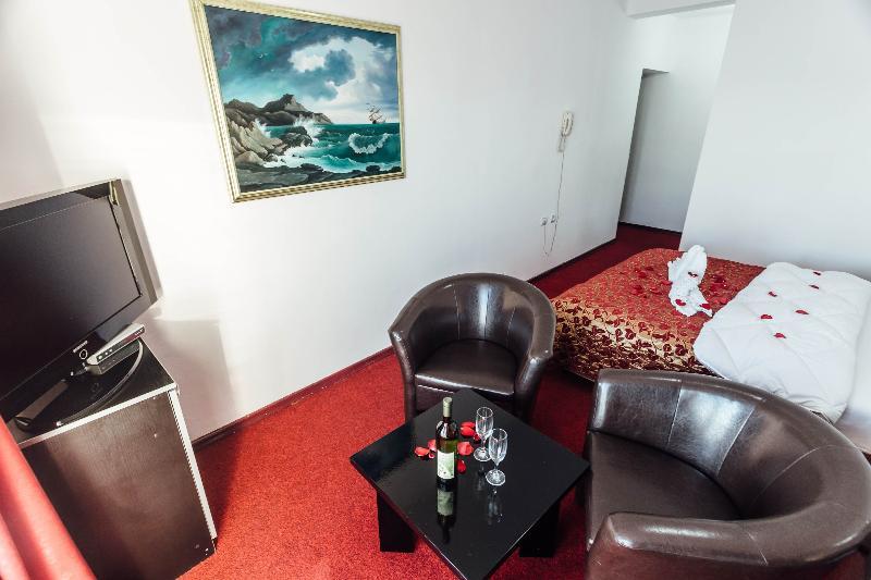 Hotel Azzurro Herceg Novi Bagian luar foto